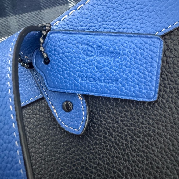 Coach x Disney Parks Walt Disney World Leather Field Tote - Picture 4 of 16